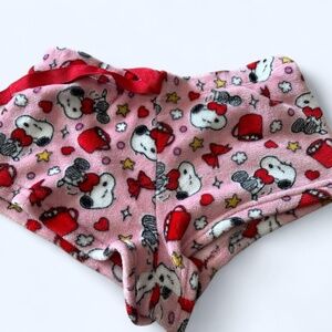 Pink Peanuts Snoopy fleece shorts